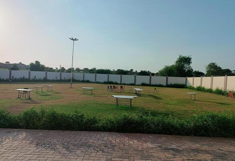 Elysian Hotel And Resort