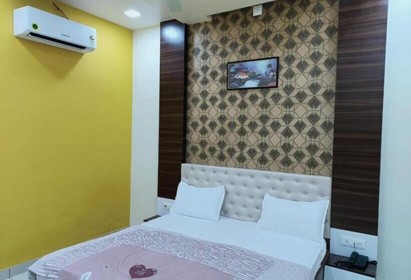 Elysian Hotel And Resort