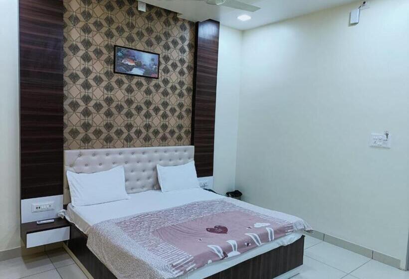 Elysian Hotel And Resort