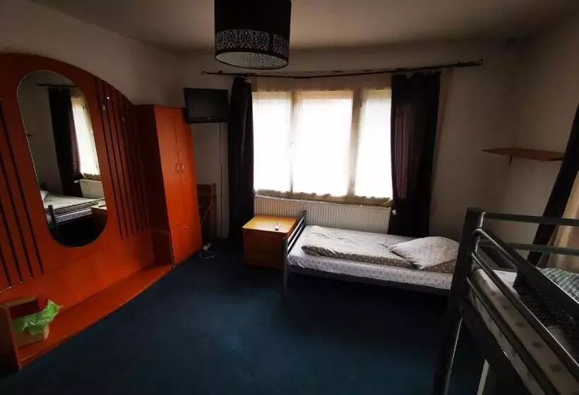 Flava Hostel