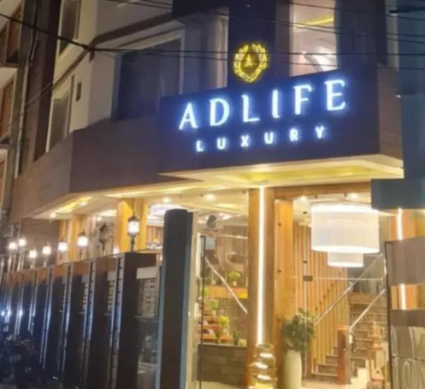 ホテル Adlife Luxury