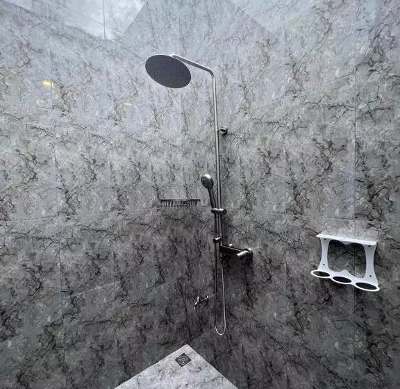 هتل Dhonfalhu Dhigurah