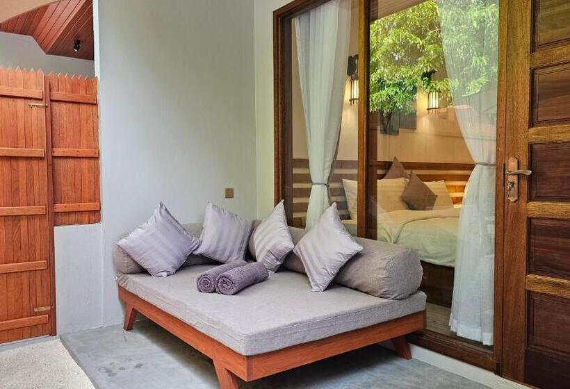 هتل Dhonfalhu Dhigurah