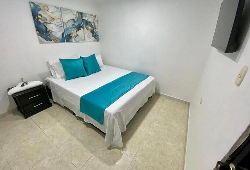 Отель Light Plaza