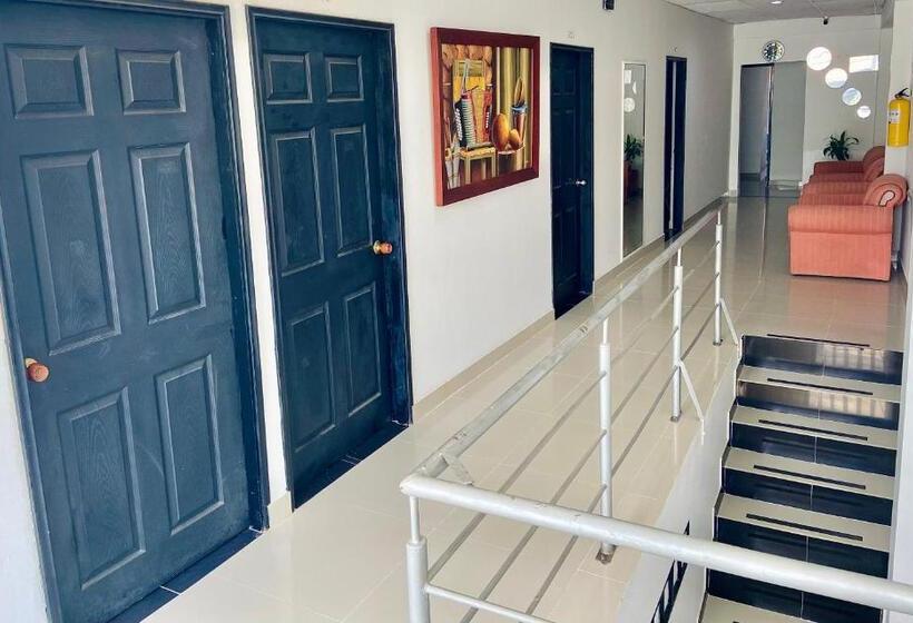 Отель Light Plaza