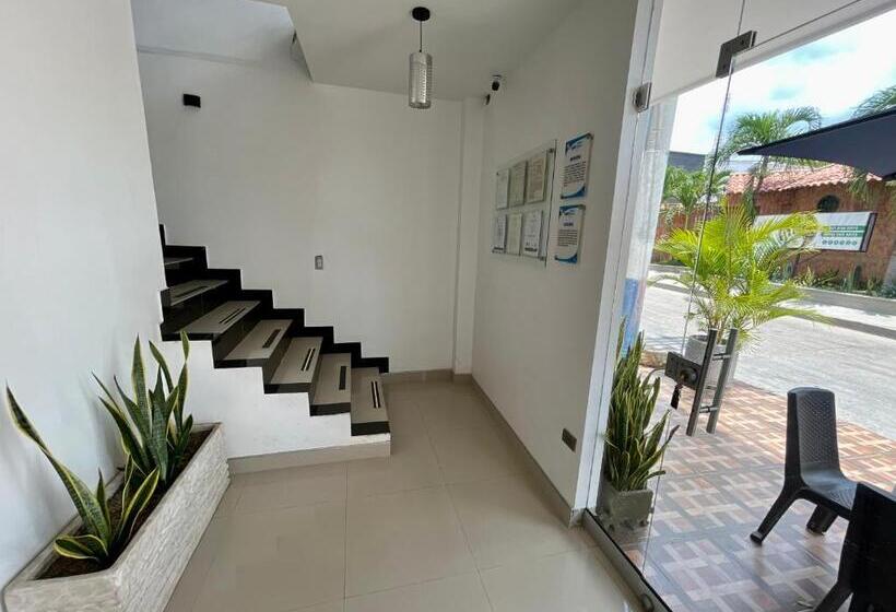 Отель Light Plaza