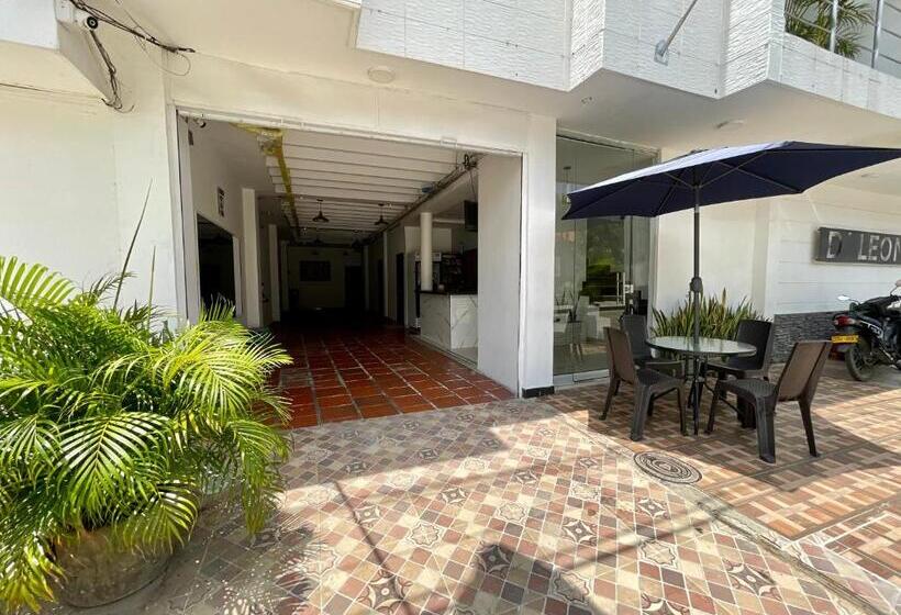 Отель Light Plaza