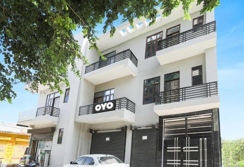 Hotel Oyo Flagship R.v Palace