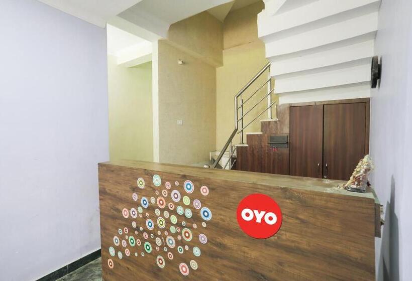 Hotel Oyo Flagship R.v Palace