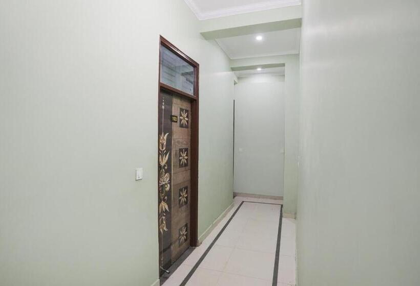 Hotel Oyo Flagship R.v Palace