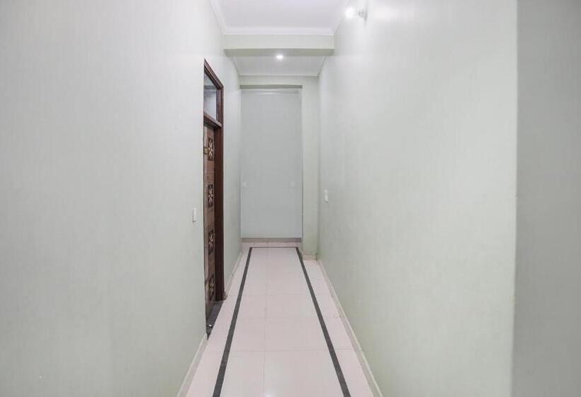 Hotel Oyo Flagship R.v Palace