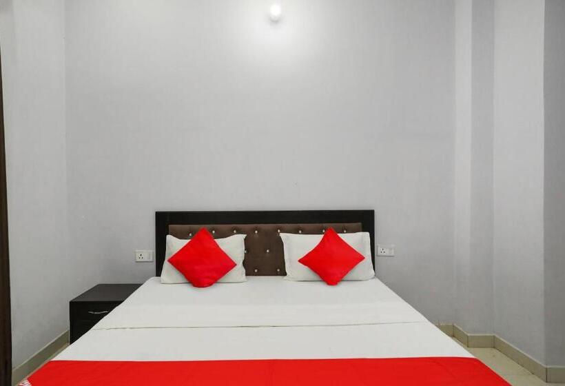 Hotel Oyo Flagship R.v Palace