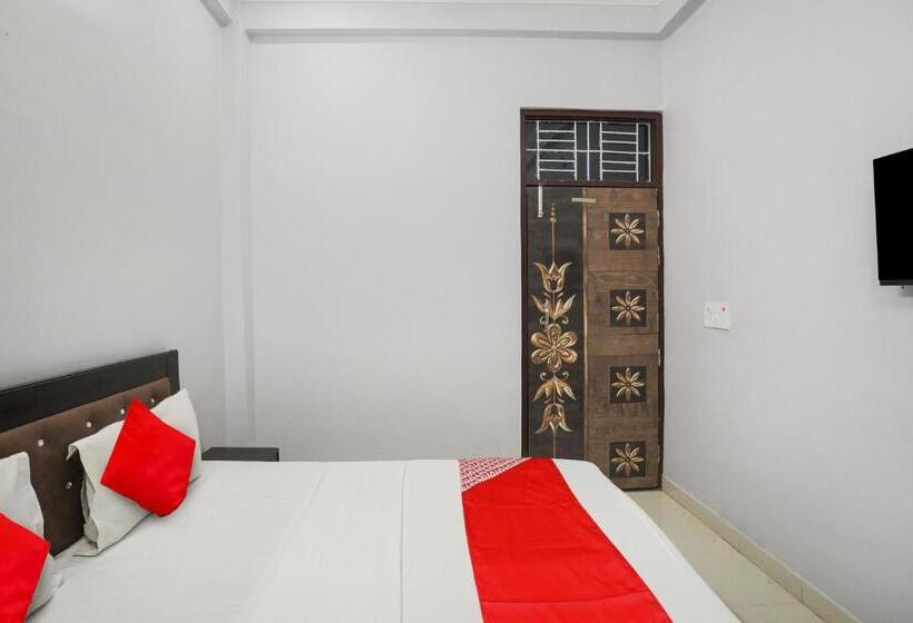 Hotel Oyo Flagship R.v Palace