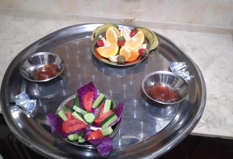 پانسیون Ali Habou {4}