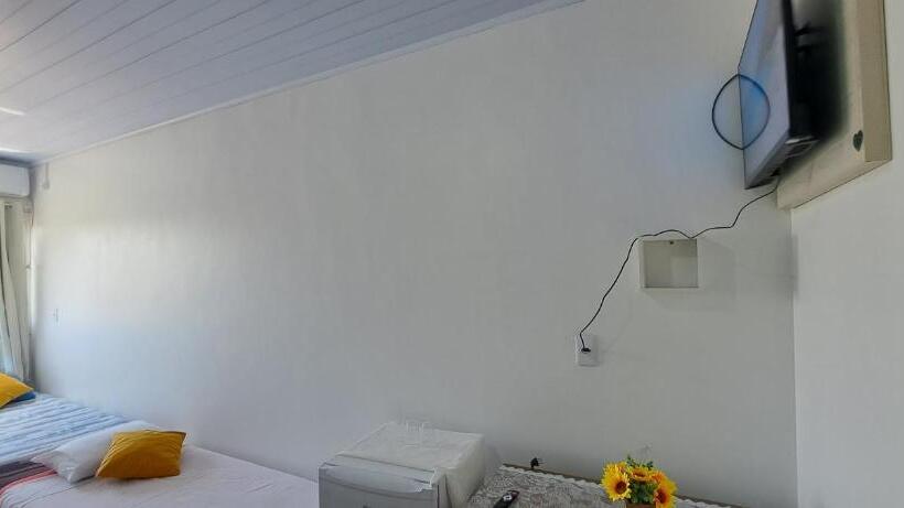 بنسيون Camelo Locação De Suítes Individuais Pousada Com Cozinha E Sala Compartilhada