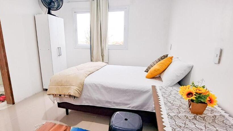 بنسيون Camelo Locação De Suítes Individuais Pousada Com Cozinha E Sala Compartilhada