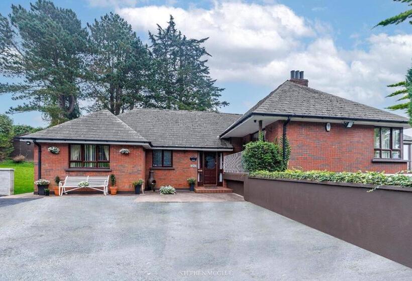 펜션 Dunleath House