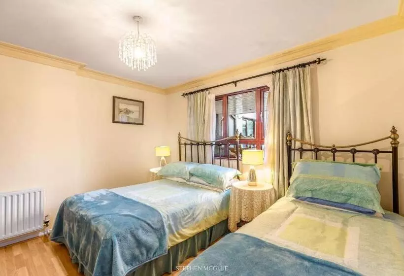 ペンション Dunleath House