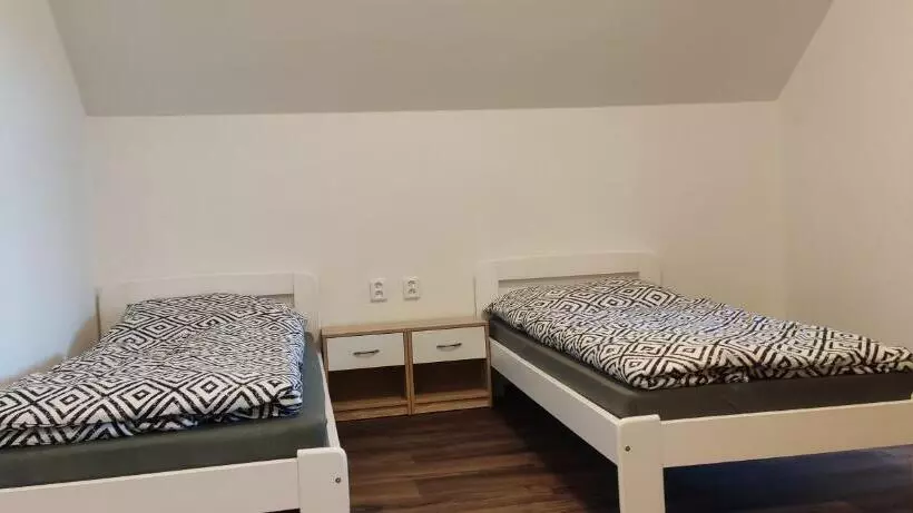 Majatalo Penzion Bystřička