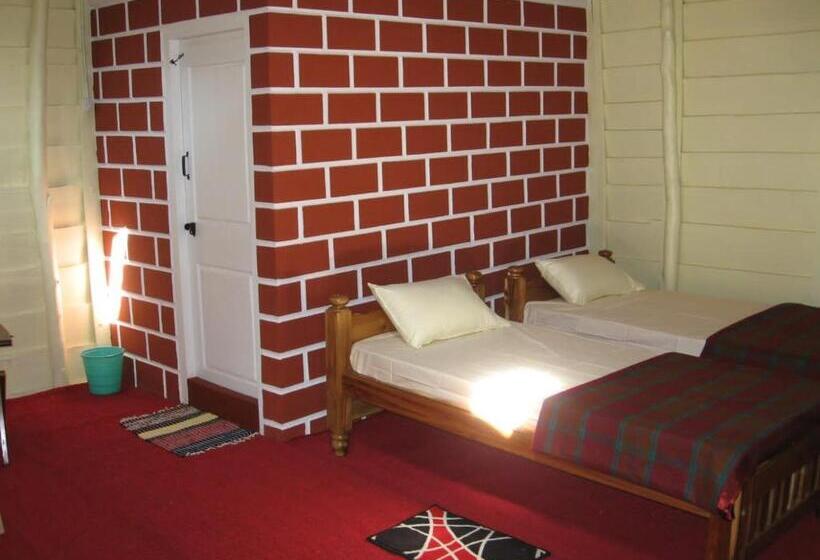 Majatalo Riverside Wooden Cottages In Coorg