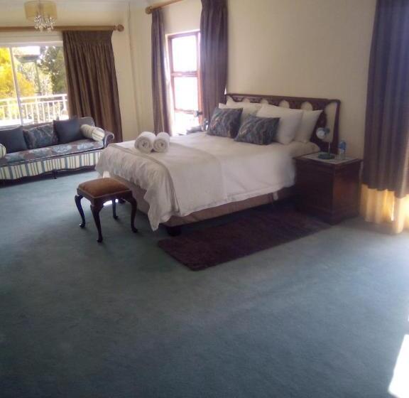 پانسیون The Advocate Suites Bed & Breakfast