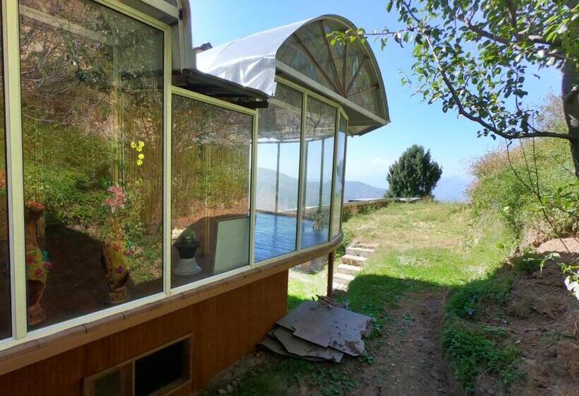 Resort Mountaineers Saga