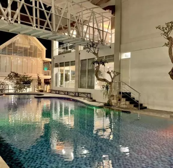 Sinergi Hotel & Villa