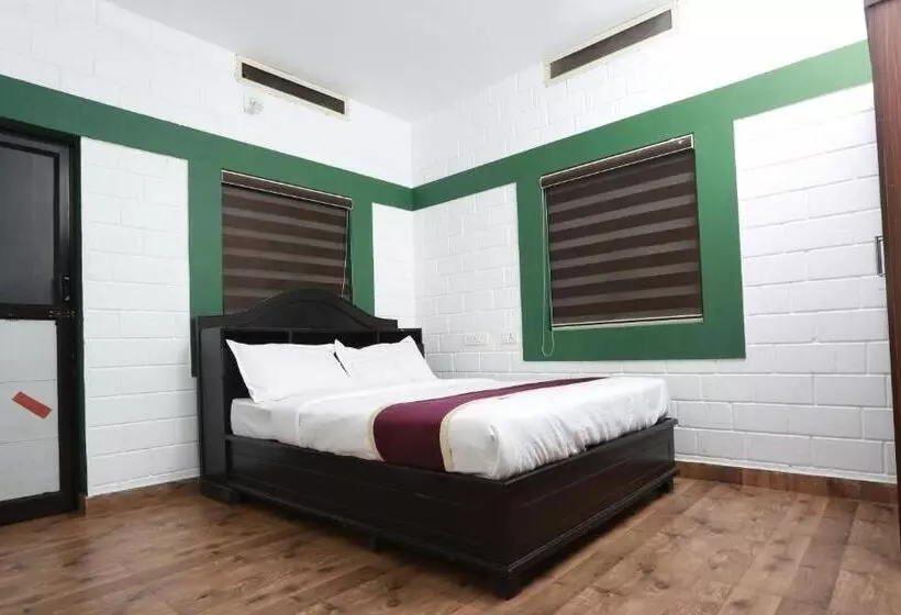 Vythiri Riverwood Resort By Masika Stays