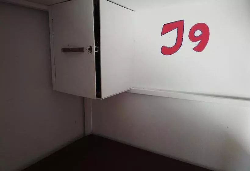 Retkeilymaja Fat Monkey