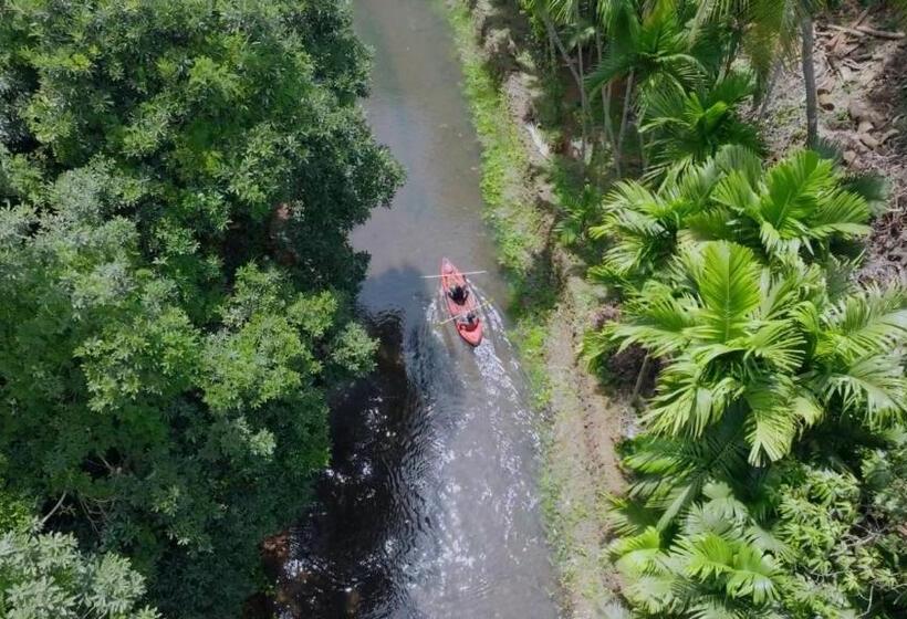 Atmani Waterfront Resort