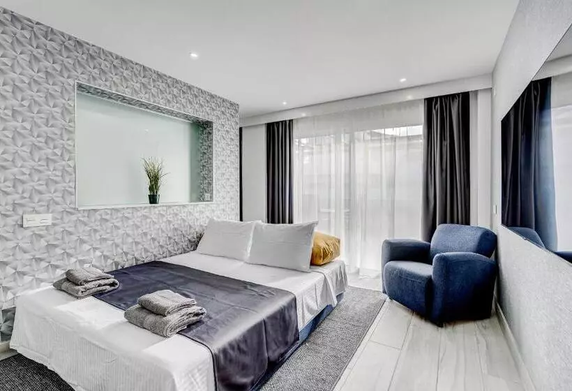 Bal Apartments Adults Only