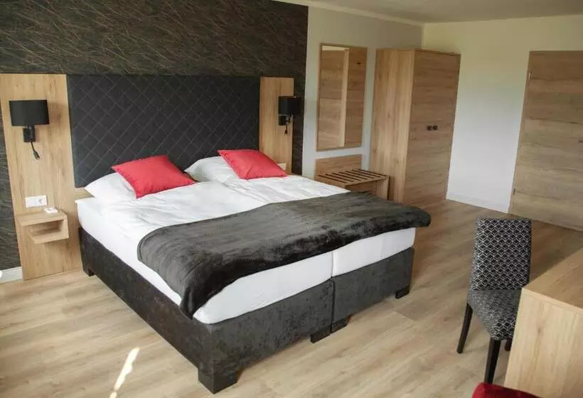 Aamiaismajoitus (B&B) Landgasthof Obersteberg