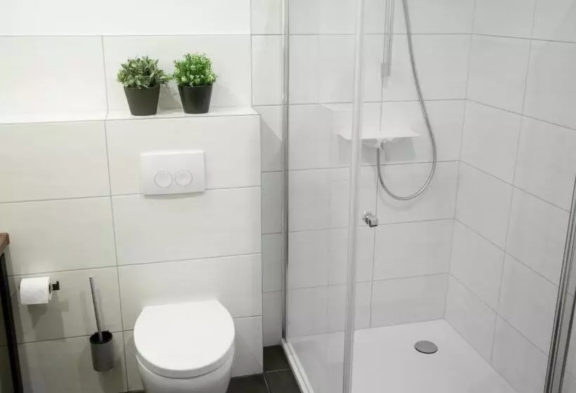 Aamiaismajoitus (B&B) Landgasthof Obersteberg