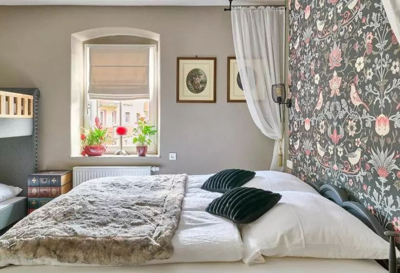 ベッドアンドブレックファースト Neidorf Inn