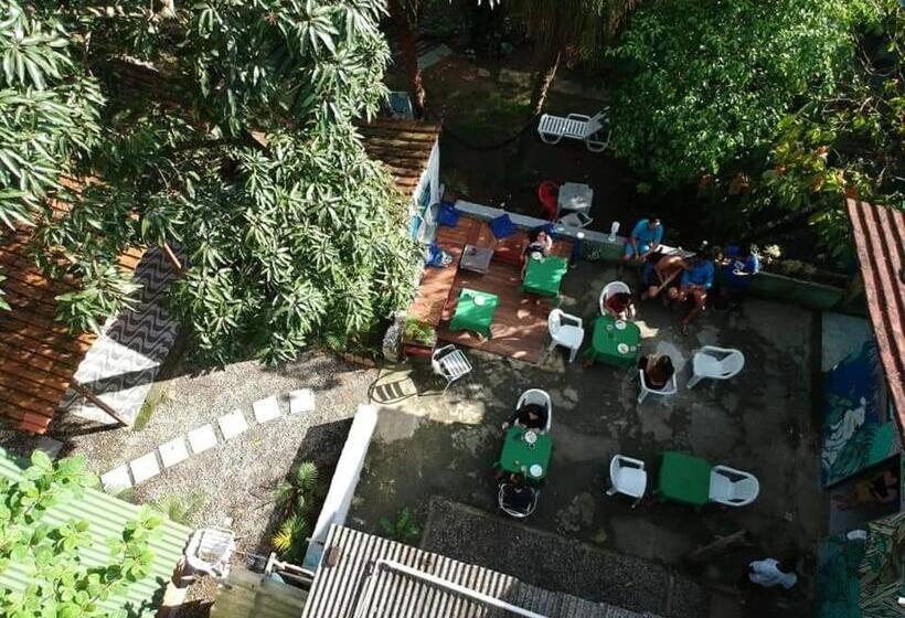 Casarão Hostel E Pousada