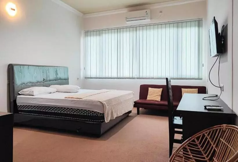 ホテル Reddoorz Plus Syariah Near Simpang Rimbo Jambi