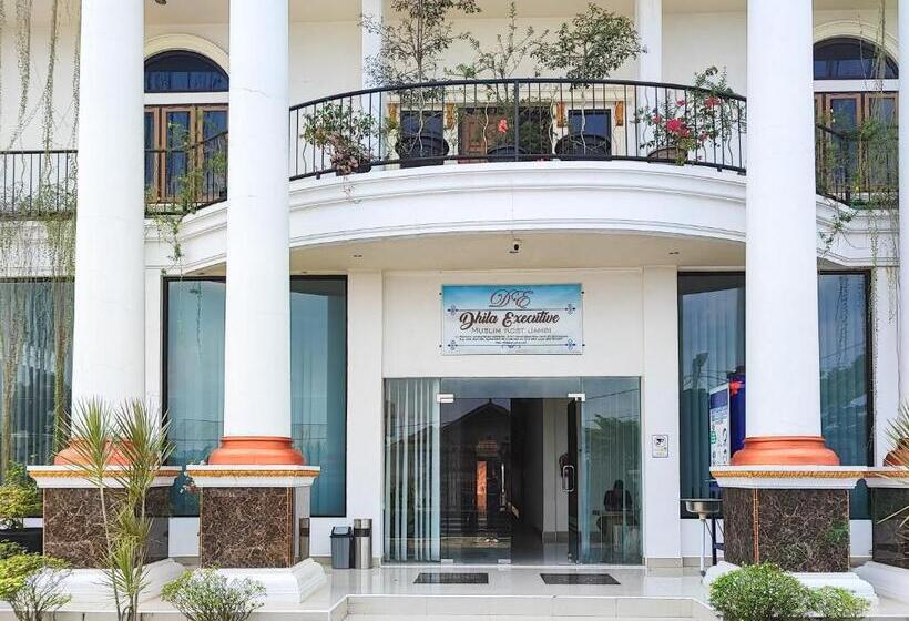 Hotel Reddoorz Plus Syariah Near Simpang Rimbo Jambi