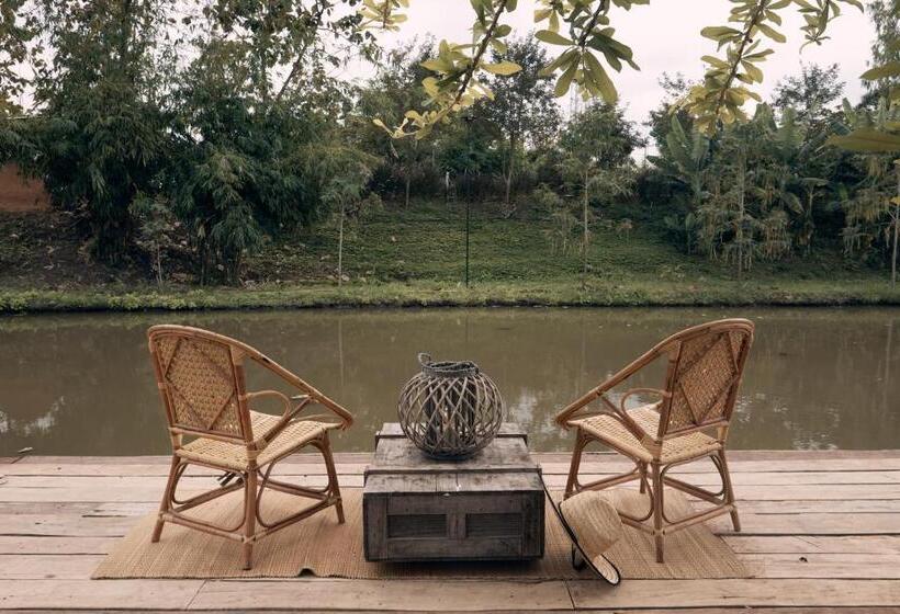 בית מלון כפרי Stay Pilafarm