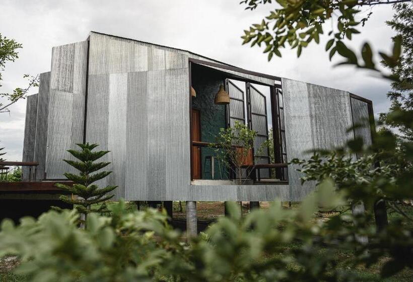 בית מלון כפרי Stay Pilafarm