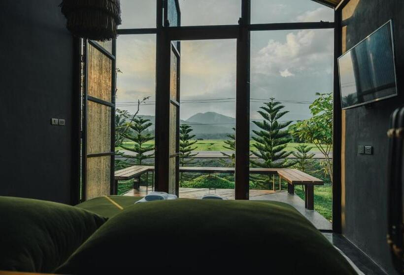 בית מלון כפרי Stay Pilafarm