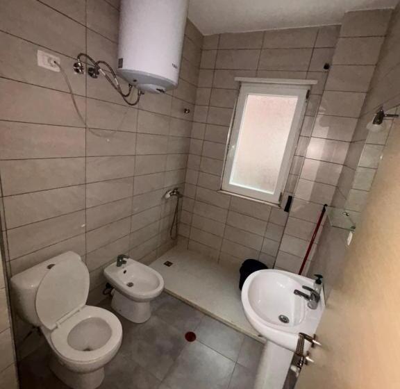 בית מלון כפרי Tony