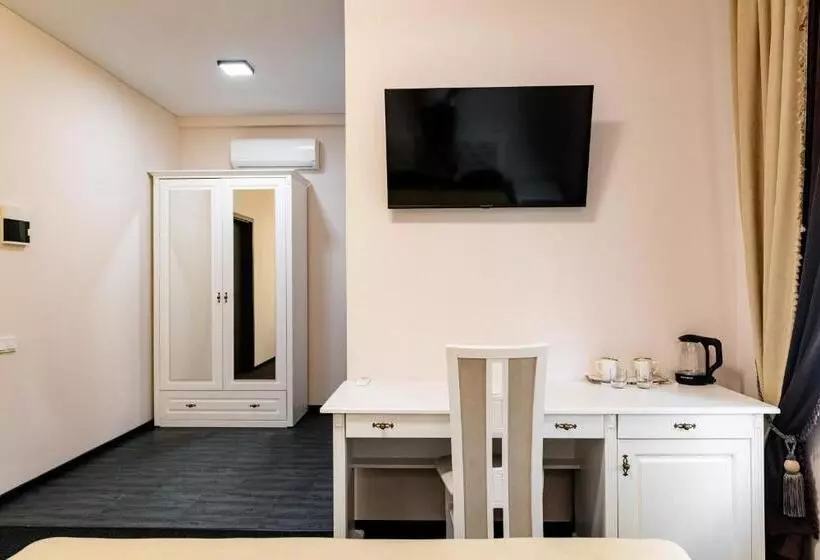 Hotelli Zhytomyr Palace Mimino