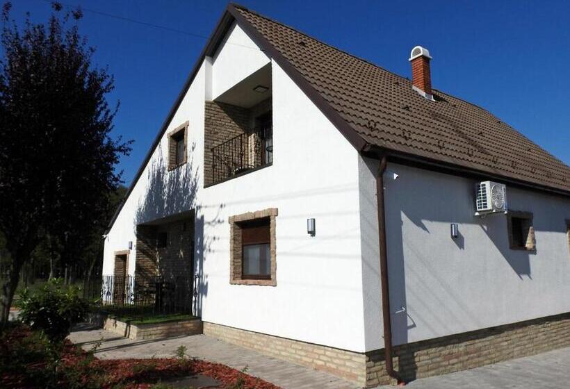 Kukorica Csárda Apartman 2