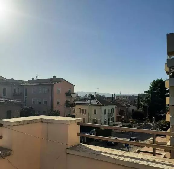 پانسیون Affitta Camere Via Piave