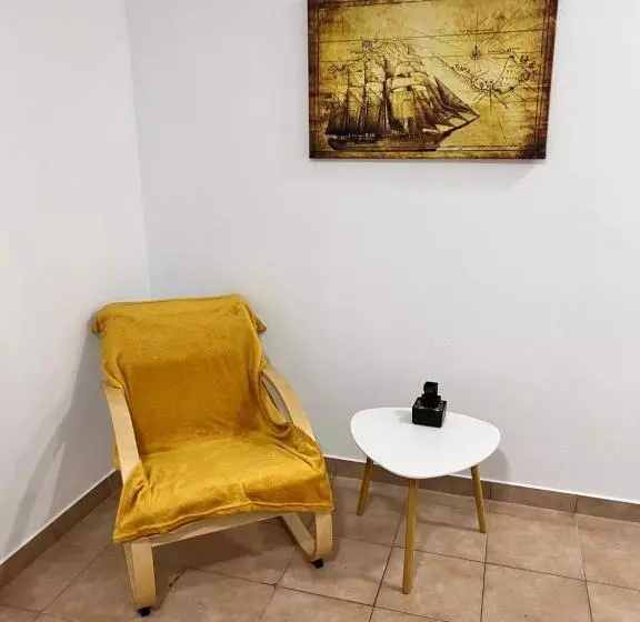 ペンション Antal Guesthouse