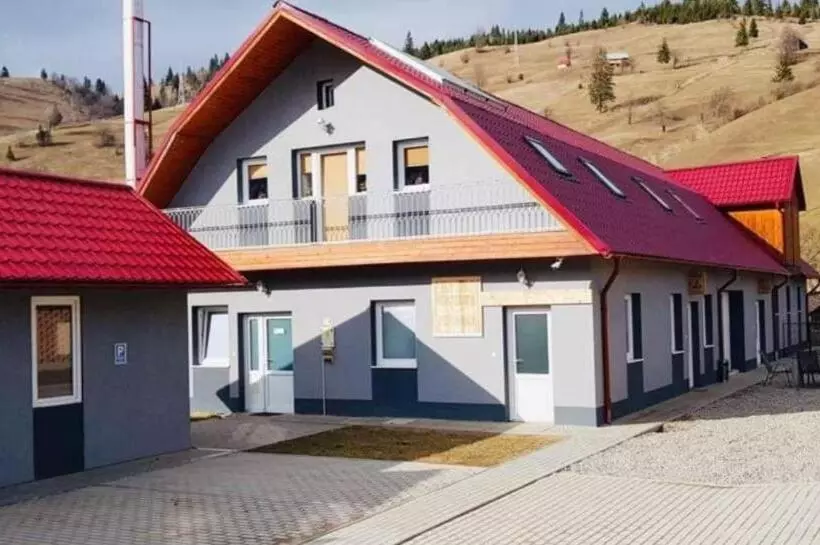 ペンション Antal Guesthouse