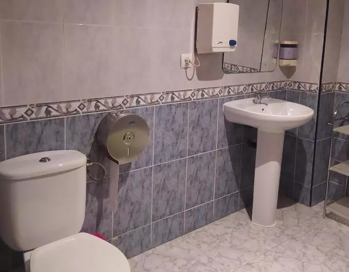 پانسیون Hostal Happystay