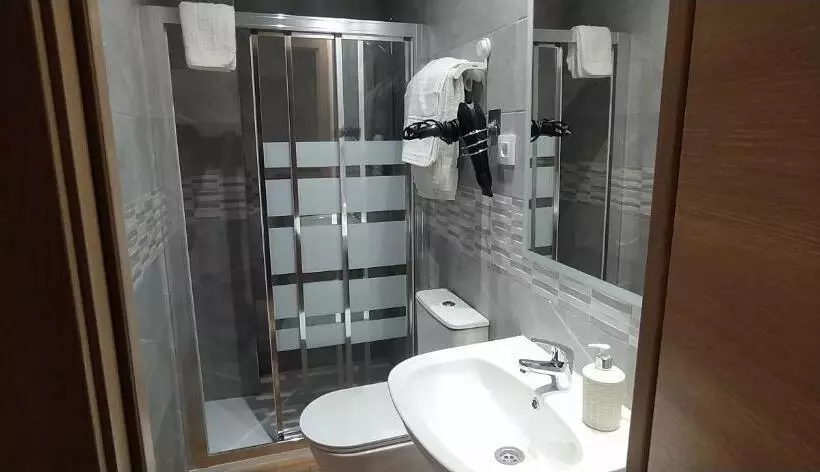 پانسیون Hostal Happystay