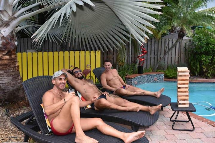 پانسیون Sexyvibe2/private Room/out Shower/pool/clothin Opt