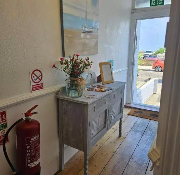 Majatalo The Beach House